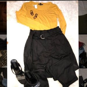 Black Forever 21 pants with belt